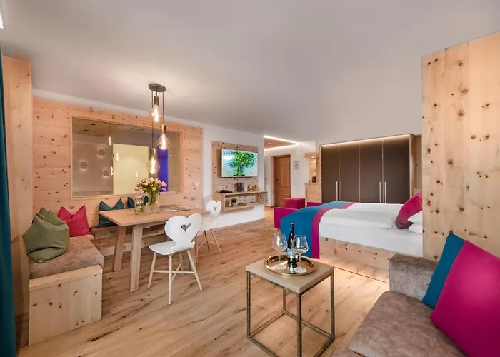 蒂罗尔伊姆普尔斯酒店 4*