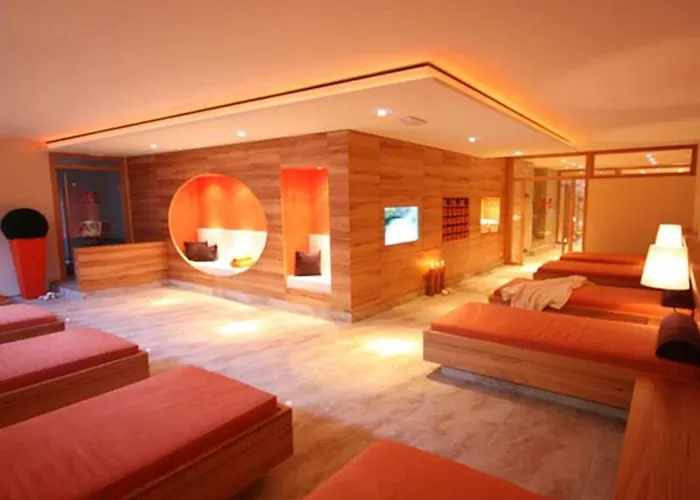 蒂罗尔伊姆普尔斯酒店 酒店 4*